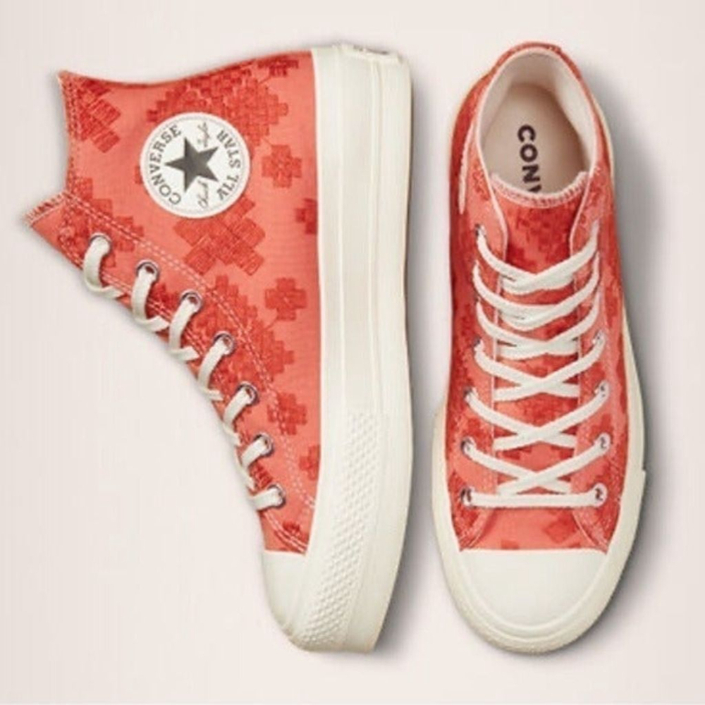 Converse Embroidered Sneakers Limited Ed Boho Hightop Platform Shoes New w Box - Picture 2 of 7